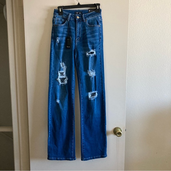 Vivi vito Denim Wash Distressed Jeans | NWT | Size 5 - Picture 3 of 9